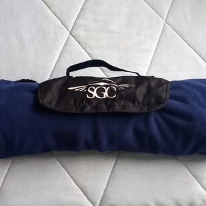 Toppers Stadium Roll-Up Blanket with Carrying Handle